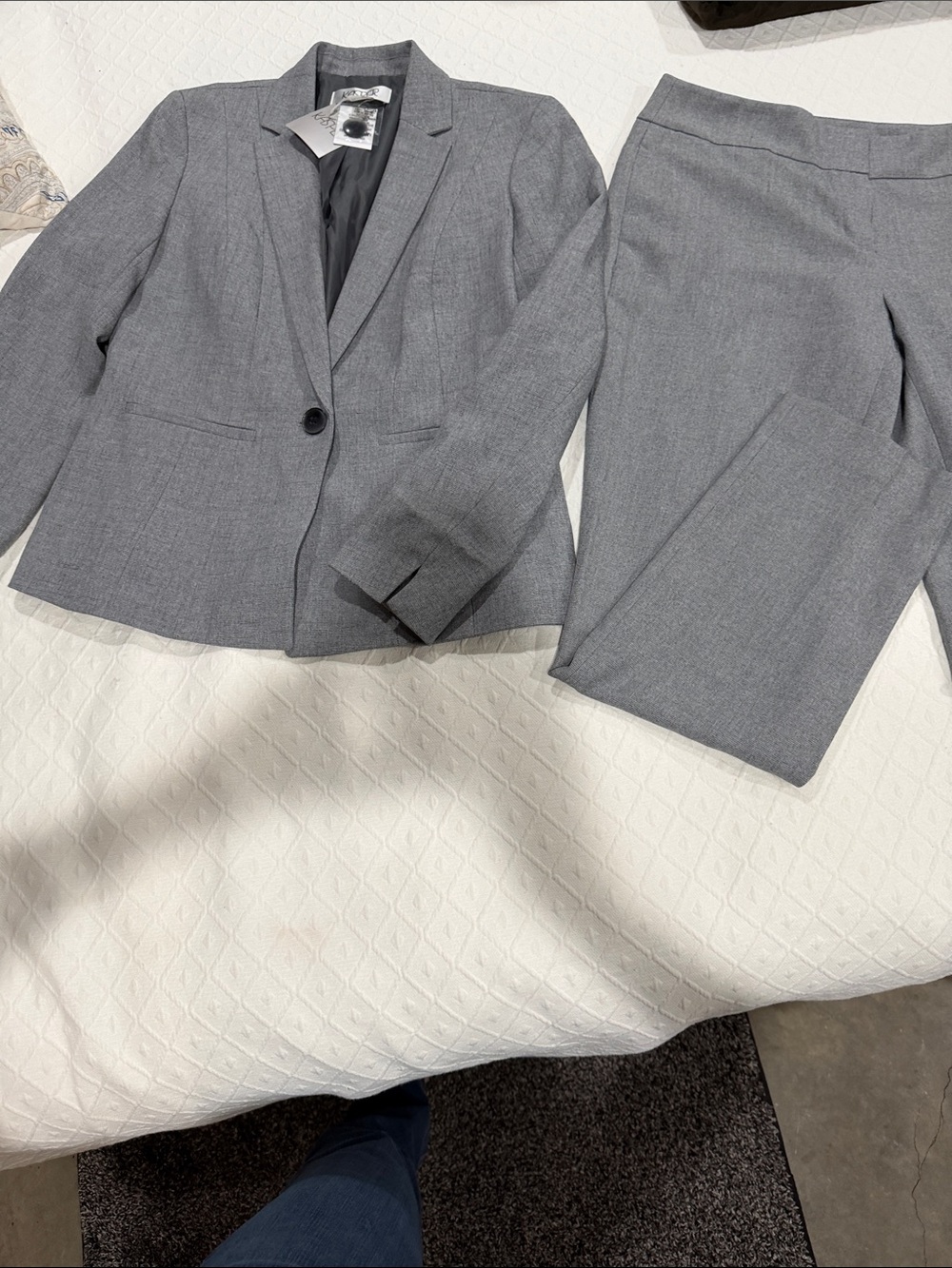 NWT Kasper Grey Women's Two-Piece Suit - 4